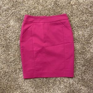 H&M 🔥 Pink Pencil Skirt
